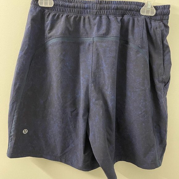 LULULEMON - Shorts - Like New - Size M - no liner version - Picture 2 of 2